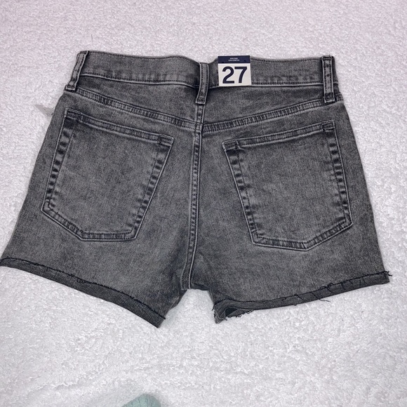 NWT Gap 27 4R cheeky short high rise low stretch - Picture 4 of 8